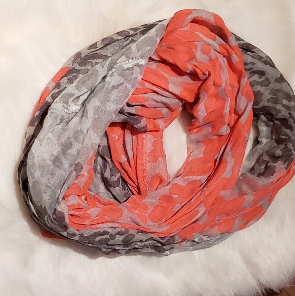 Cheetah Print Infiniti Scarf